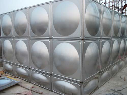 Stainless steel water tank